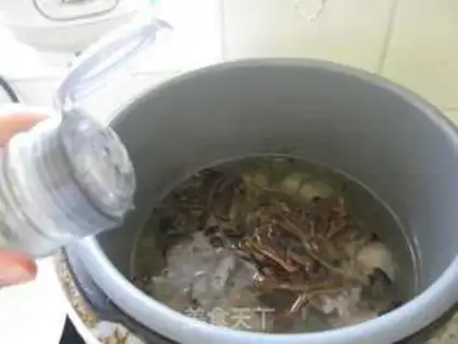 Make Tea, mushroom, bone soup step 9
