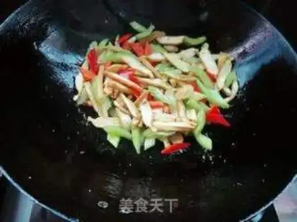Make Celery fried beans step 4