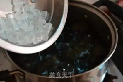 Make Sour plum soup step 2