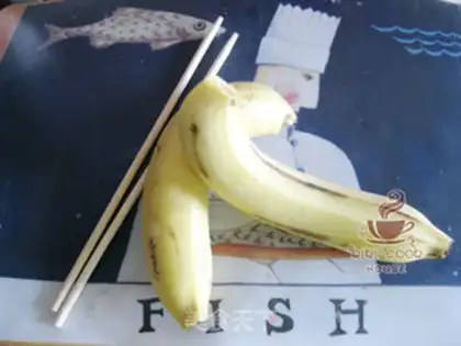 Make Banana popsicle step 0