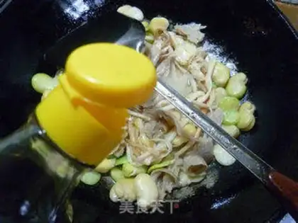 Make Scrambled beans step 8