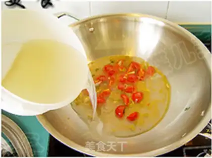 Make Seafood goose soup step 7