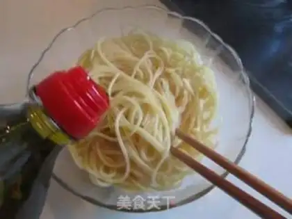 Make Shrimp-hot pasta step 3