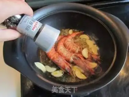 Make Shrimp-hot pasta step 6