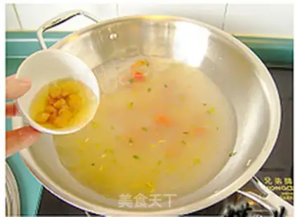 Make Seafood goose soup step 8