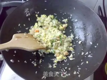 Make Chili shrimp rice step 8