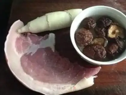 Make Three pieces of sauce step 1