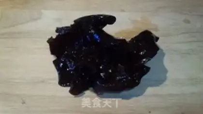 Make Soup from the oily mollusk step 3