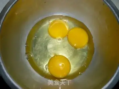 Make Cucumber eggs step 1