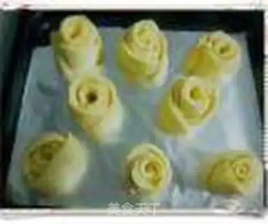 Make Rose bread step 10