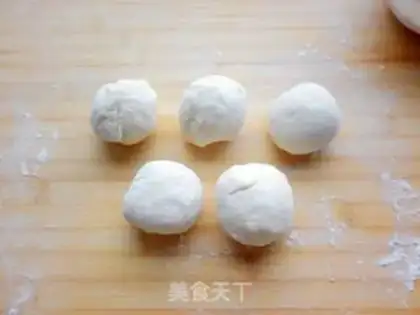 Make The original hand grab cake step 2