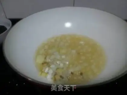 Make The bean petals are fried step 4
