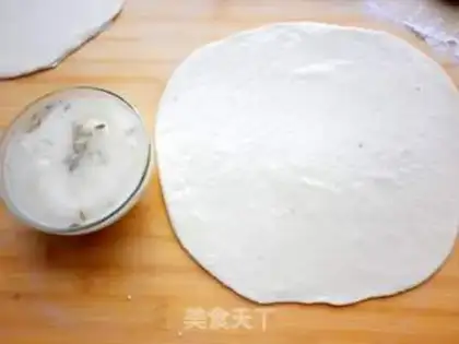 Make The original hand grab cake step 4
