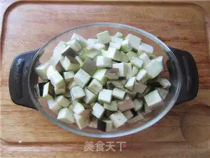 Make Soup and eggplant mud step 1