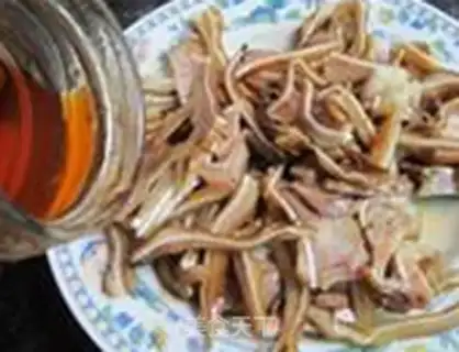 Make Microbes with pig ears step 2