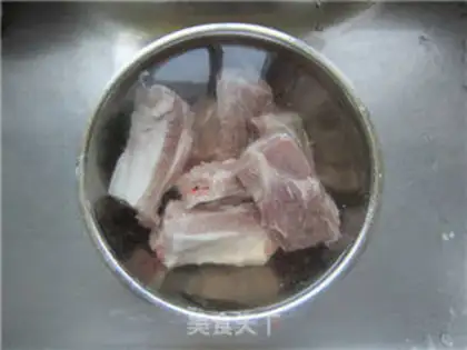 Make Garlic burning ribs step 1