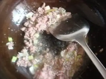 Make Pistol noodles step 1