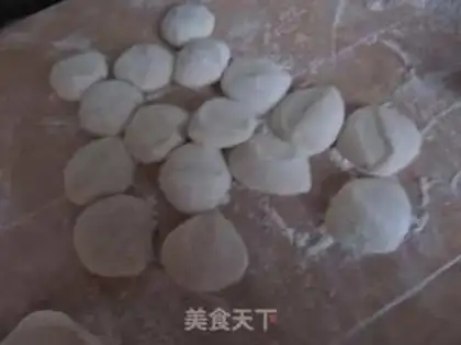 Make Lamb dumplings step 18