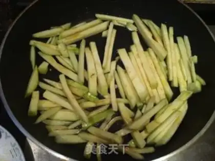 Make Tomato, tomato potatoes step 2
