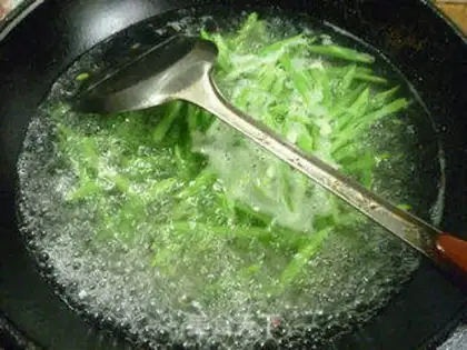 Make Five flowers and beans step 4