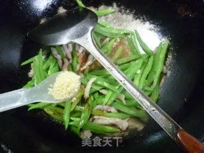 Make Five flowers and beans step 10