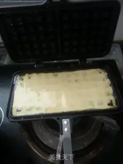 Make original waffles step 3