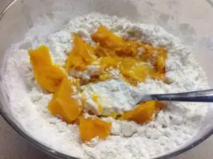 Make Milky pumpkin buns step 0