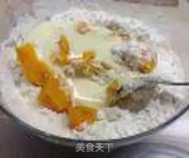 Make Milky pumpkin buns step 1