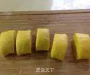 Make Milky pumpkin buns step 4