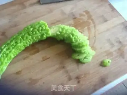Make A bitter melon tea step 1