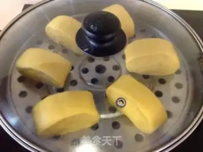 Make Milky pumpkin buns step 5