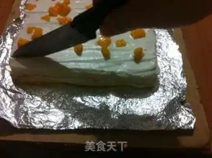 Make Tiger cake roll step 19