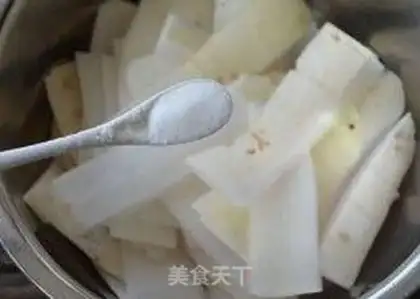 Make Cracker radish step 1