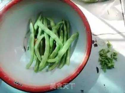 Make Garlic lobes step 0