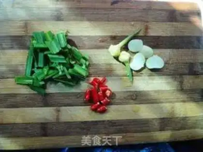 Make Garlic lobes step 3