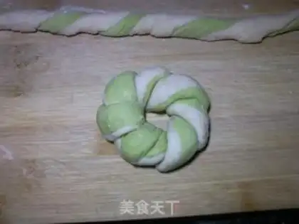 Make Two-coloured rolls step 9