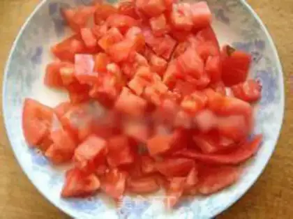 Make Tomato egg noodles step 1