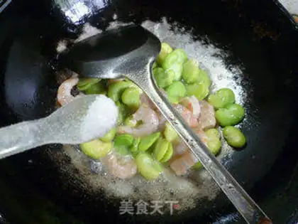 Make Shrimp fried beans step 7