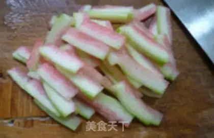 Make Watermelon peeled pastry step 3