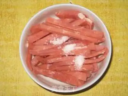 Make Celery fried meat step 2