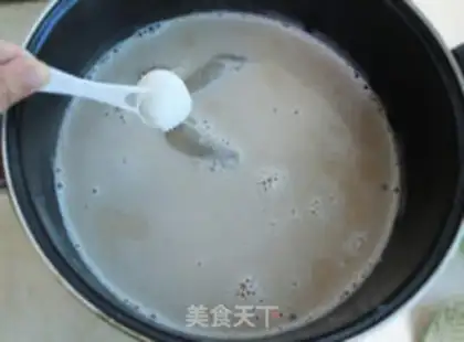 Make Homemade red bean milk tea step 2