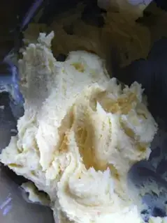 Make Greek ball step 6