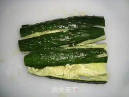 Make Seameat cucumber step 1