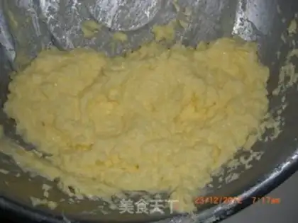 Make Pelican pretzels step 4