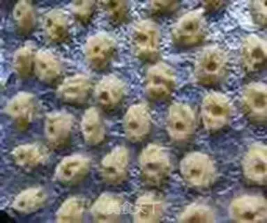 Make Greek ball step 7