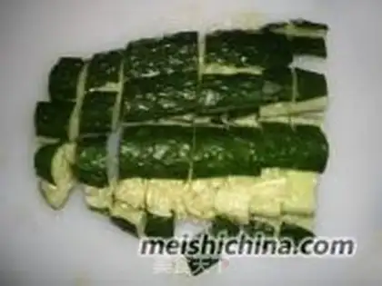 Make Seameat cucumber step 2