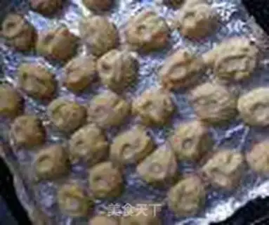 Make Greek ball step 8