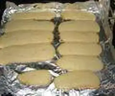 Make Pelican pretzels step 12