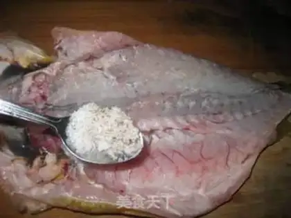 Make Scramble fish step 2