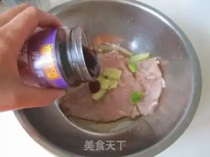 Make Thai chicken peach salad step 1